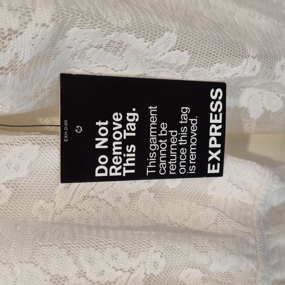 BNWT Express cream lace romper size M - Picture 7 of 8